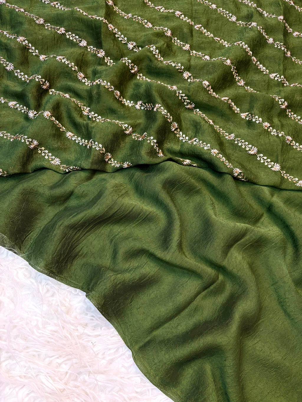 EVERGREEN ELEGANCE